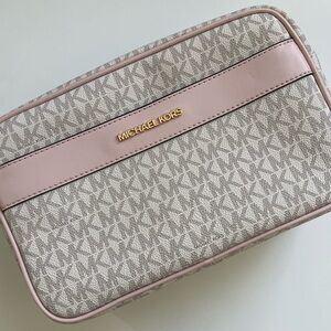 MICHAEL KORS Large Crossbody Bag